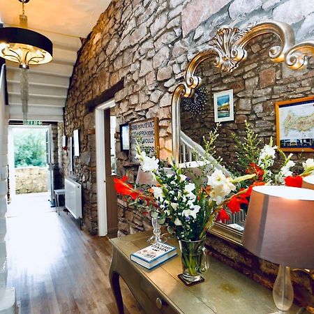 Ty Croeso Boutique B&B Крикхауэлл Экстерьер фото