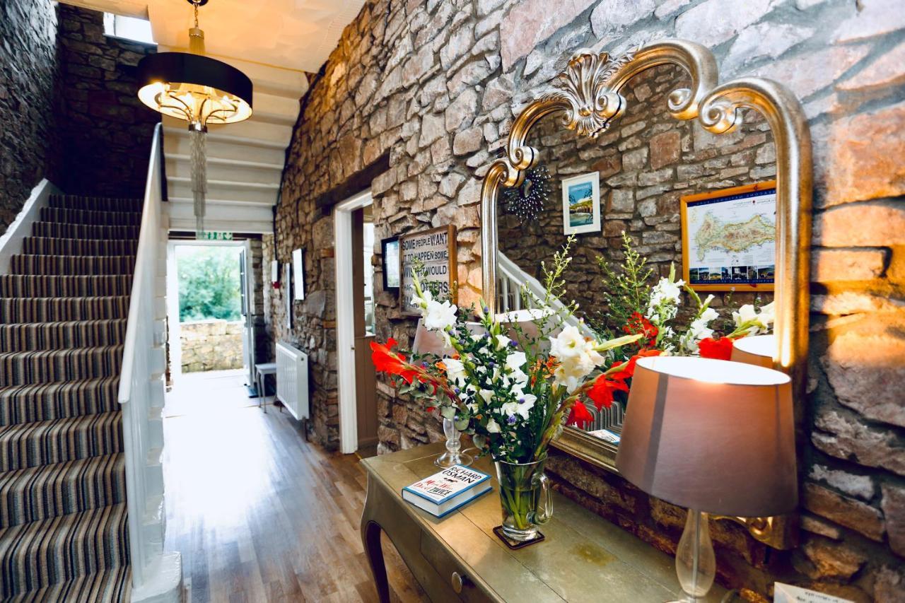 Ty Croeso Boutique B&B Крикхауэлл Экстерьер фото
