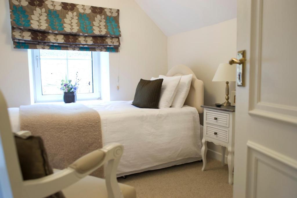 Ty Croeso Boutique B&B Крикхауэлл Номер фото