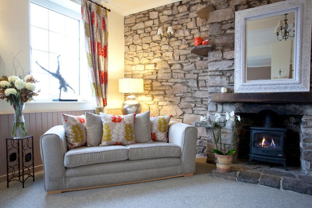 Ty Croeso Boutique B&B Крикхауэлл Экстерьер фото