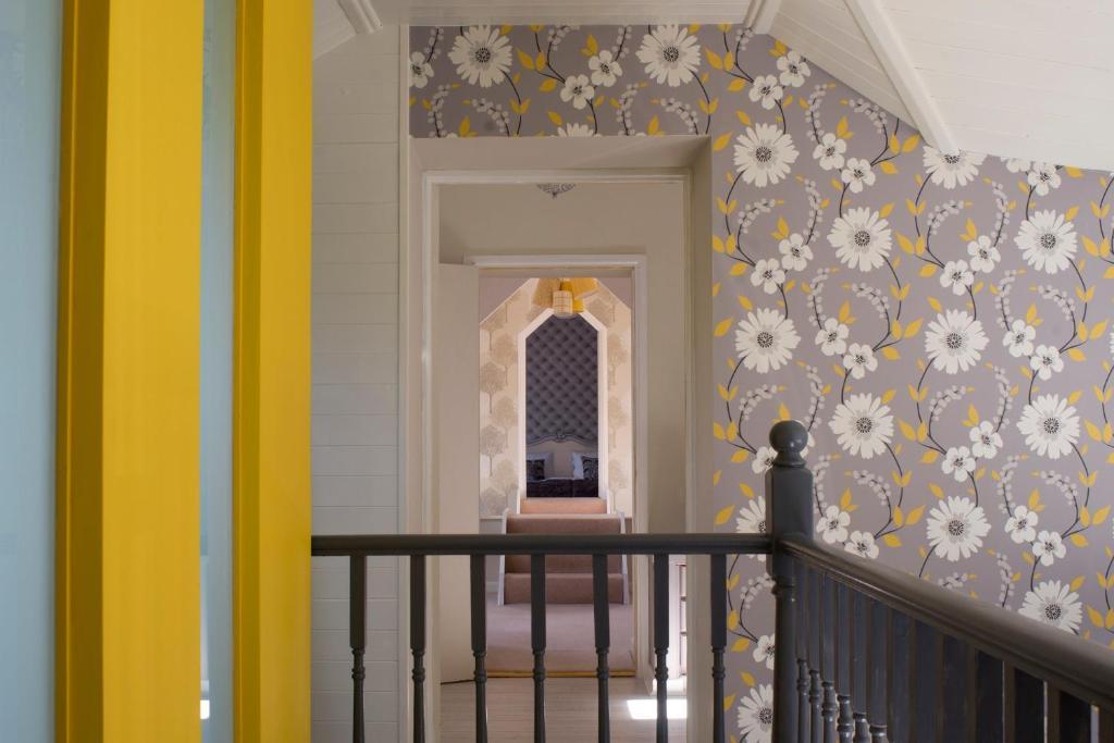Ty Croeso Boutique B&B Крикхауэлл Номер фото
